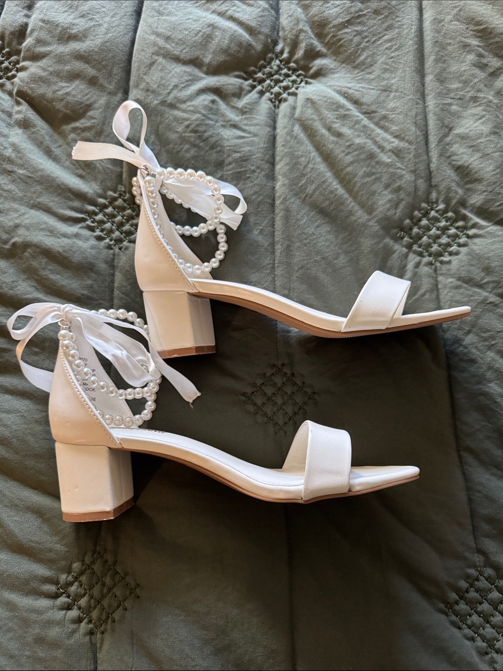 Elegant Pearl-Ankle Tie Block Heel Sandals - White
